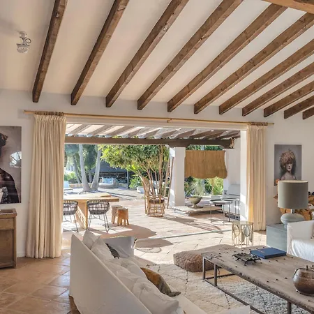 Villa Smb10 Stunning Luxury On A Private Domaine Near Padierna Golf Club Estepona